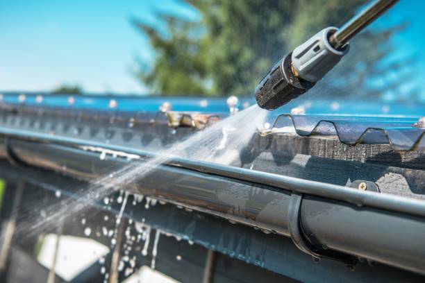 Why Choose Our Certified Pressure Washing Experts for Your Project Needs in Vivian, LA?