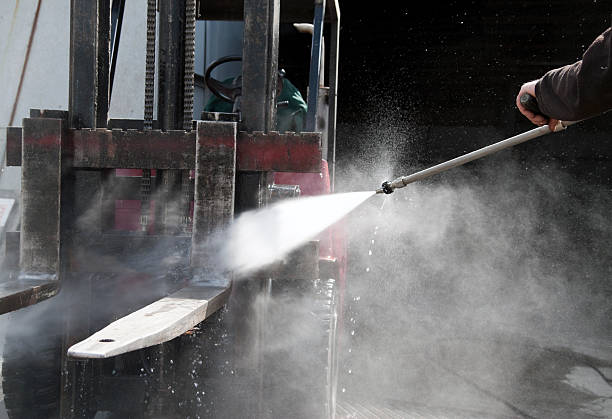 Garage Pressure Washing in Vivian, LA