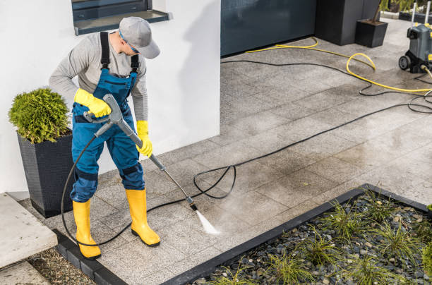 Best Garage Pressure Washing  in Vivian, LA